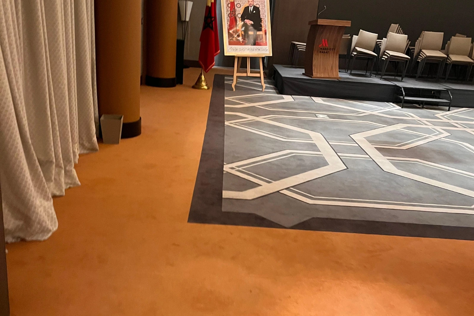 Canapé avant nettoyage professionnel - Maison Propre Rabat